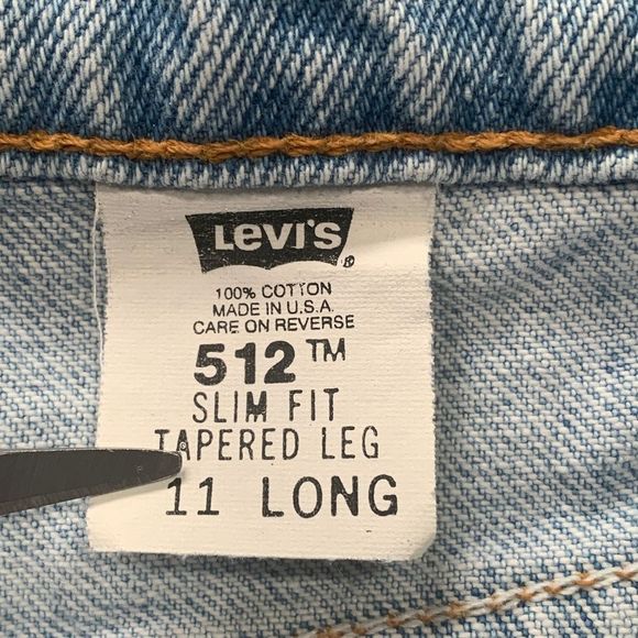 Vintage Levi’s 512 Jeans Light Wash Slim Fit Tapered Leg High Rise Mom Jeans - Picture 9 of 11